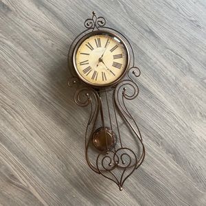 Wall Pendant Clock